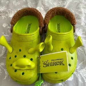 Shrek Crocs NWT Size M7/W9